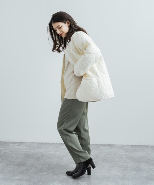 Rocky Monroe（ロッキーモンロー）の「オーバーサイズ 中綿ノーカラーミリタリージャケット フェイクレザー / コーデュロイ / ポリ（ダウンジャケット/コート・メンズ・ブラック/ベージュ/オフホワイト/オリーブ/ブラック系・M/L/XL）」の6枚目の写真