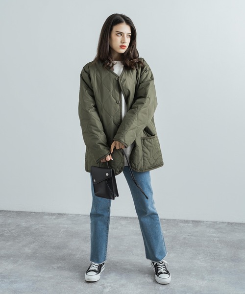 Rocky Monroe（ロッキーモンロー）の「オーバーサイズ 中綿ノーカラーミリタリージャケット フェイクレザー / コーデュロイ / ポリ（ダウンジャケット/コート・メンズ・ブラック/ベージュ/オフホワイト/オリーブ/ブラック系・M/L/XL）」の22枚目の写真