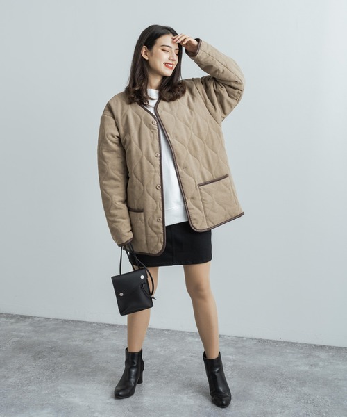 Rocky Monroe（ロッキーモンロー）の「オーバーサイズ 中綿ノーカラーミリタリージャケット フェイクレザー / コーデュロイ / ポリ（ダウンジャケット/コート・メンズ・ブラック/ベージュ/オフホワイト/オリーブ/ブラック系・M/L/XL）」の19枚目の写真