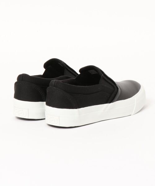 RFW(アールエフダブル)の「【RFW x emmi 】SLIP ON(スニーカー・レディース・ブラック・23/24/25/22)」の3枚目の写真