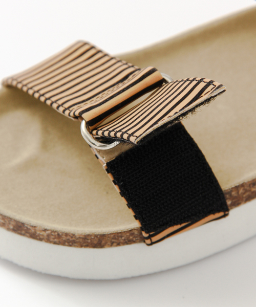 SENSE OF PLACE by URBAN RESEARCH（センスオブプレイスバイアーバンリサーチ）の「 ストライプサンダル（サンダル・レディース・ホワイト×ブラック/グレー系その他/ベージュ系その他・36/37/38）」の8枚目の写真