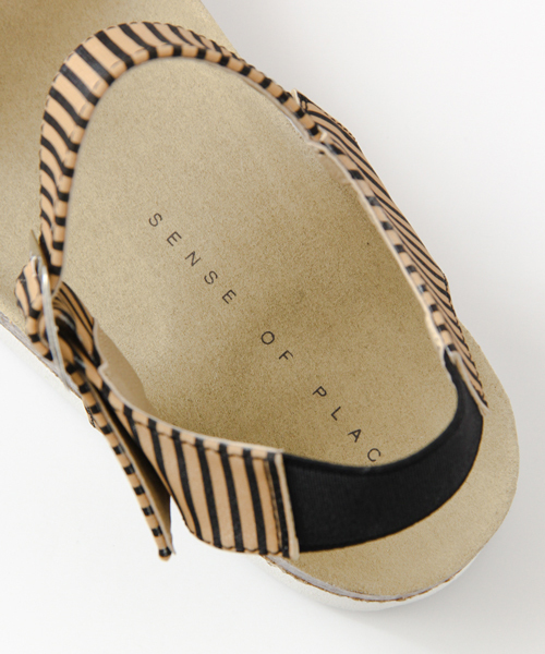 SENSE OF PLACE by URBAN RESEARCH（センスオブプレイスバイアーバンリサーチ）の「 ストライプサンダル（サンダル・レディース・ホワイト×ブラック/グレー系その他/ベージュ系その他・36/37/38）」の10枚目の写真