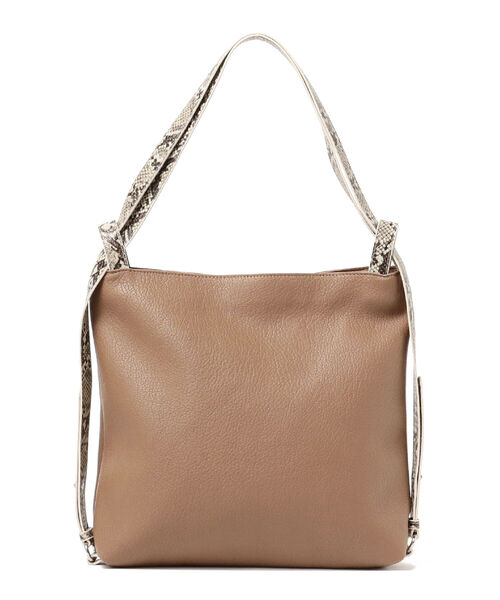 Ray BEAMS(レイビームス)の「Ray BEAMS / フェイクレザー 2WAY バッグ(トートバッグ・レディース・ベージュ/ブラック・ONE SIZE)」の7枚目の写真