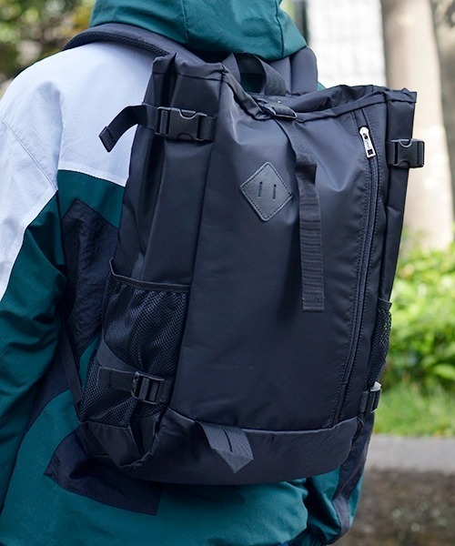 Fun & Daily（ファンアンドデイリー）の「F&D : Nylon Large Backpack（バックパック/リュック・メンズ・ブラック・FREE）」の9枚目の写真