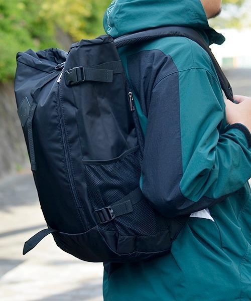 Fun & Daily（ファンアンドデイリー）の「F&D : Nylon Large Backpack（バックパック/リュック・メンズ・ブラック・FREE）」の8枚目の写真