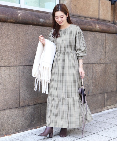 KOBE LETTUCE（コウベレタス）の「前後2WAYティアードワンピース（ワンピース・レディース・ネイビー/ピンク系その他/ダークカーキ/ブラック系/ベージュ系・MEDIUM/LONG）」の3枚目の写真