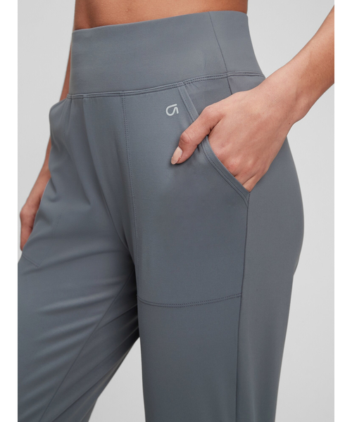 GAP(ギャップ)の「GapFit ハイライズ スタジオ ジョガーパンツ(その他パンツ・レディース・グレー/ブラック系その他/ラベンダー・S/M/L/XS/XXS)」の5枚目の写真