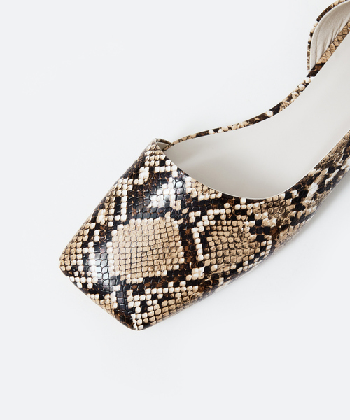 LAROUTE（ラルート）の「【WEB限定】スクエアトゥサイドセパレートパンプス（パンプス・レディース・ブラック/ベージュ/ピンク/その他・38/39/35/36/37）」の15枚目の写真