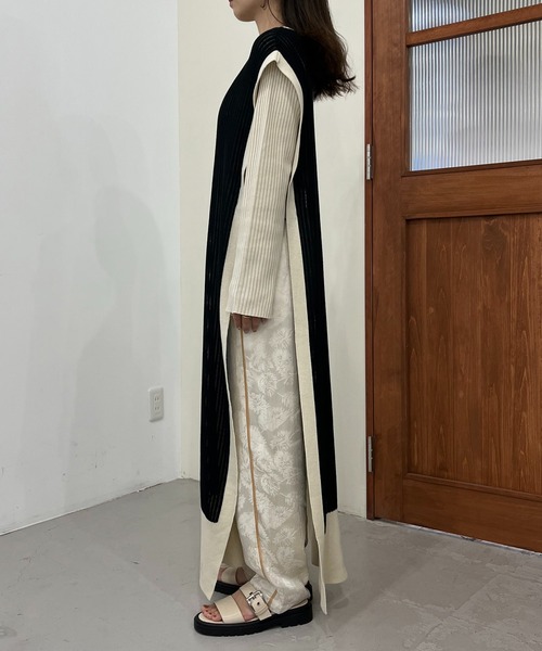 CAPRICIEUX LE'MAGE（カプリシューレマージュ）の「【AgAwd/アガウド】パイピングニットワンピース（ワンピース・レディース・ブラック/アイボリー・FREE）」の3枚目の写真