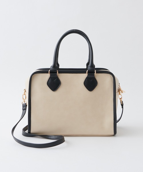 natural couture（ナチュラルクチュール）の「バイカラーボストンバッグ（ボストンバッグ・レディース・アイボリー/ブラック/ブラウン・FREE）」の5枚目の写真