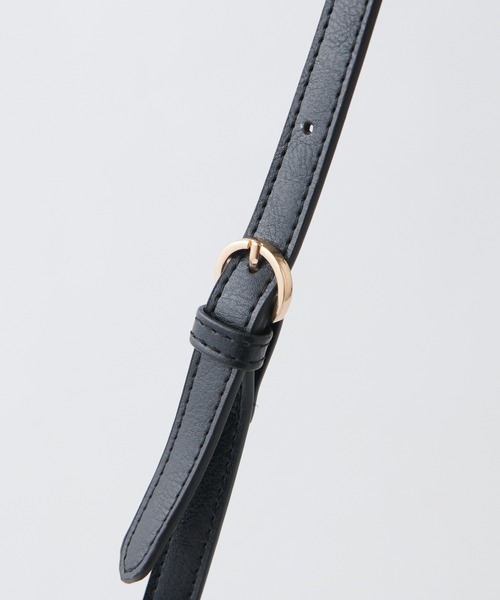 natural couture（ナチュラルクチュール）の「バイカラーボストンバッグ（ボストンバッグ・レディース・アイボリー/ブラック/ブラウン・FREE）」の8枚目の写真