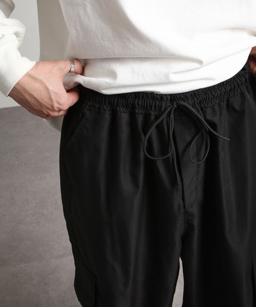 UNCORD（アンコード）の「【UNCORD】BALLOON WIDE LOOSER CARGOPANTS/バルーンワイドルーザー　カーゴパンツ（カーゴパンツ・メンズ・ブラック/カーキ/ベージュ・MEDIUM/LARGE/X-LARGE）」の11枚目の写真