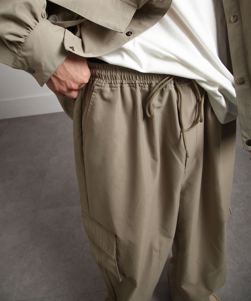 UNCORD（アンコード）の「【UNCORD】BALLOON WIDE LOOSER CARGOPANTS/バルーンワイドルーザー　カーゴパンツ（カーゴパンツ・メンズ・ブラック/カーキ/ベージュ・MEDIUM/LARGE/X-LARGE）」の21枚目の写真