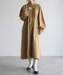 r. | シャークスキンピンタックワンピース(シャツワンピース)