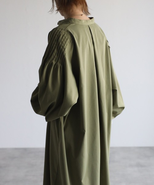 r.（アールドット）の「シャークスキンピンタックワンピース（シャツワンピース・レディース・ブラック/ベージュ/アイボリー/ライトカーキ・FREE）」の20枚目の写真