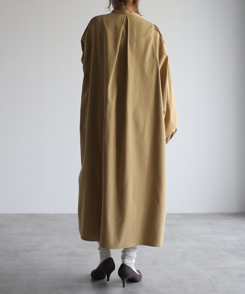 r.（アールドット）の「シャークスキンピンタックワンピース（シャツワンピース・レディース・ブラック/ベージュ/アイボリー/ライトカーキ・FREE）」の22枚目の写真