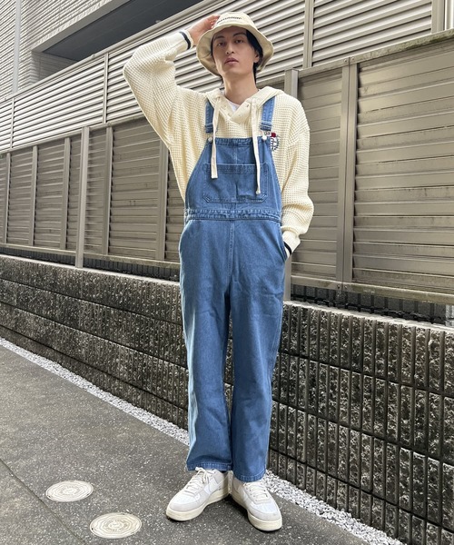 HEYUMM（ヘユム）の「オーバーサイズルーズデニムサロペット（サロペット/オーバーオール・レディース・ブラック/インディゴブルー/ライトインディゴブルー・ONE）」の10枚目の写真