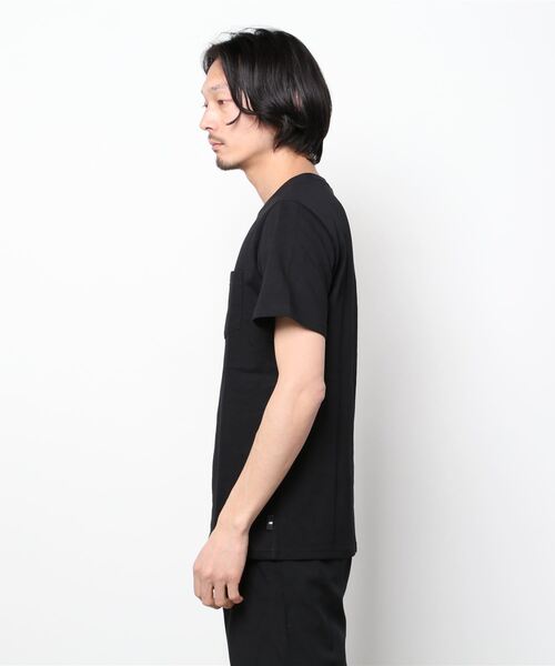 NEW BALANCE（ニューバランス）の「【別注】ニューバランス New Balance シューズパッチ ポケットTシャツ_ 限定コラボ（Tシャツ/カットソー・メンズ・ブラック/ネイビー/ホワイト・LL/M/L/S）」の4枚目の写真
