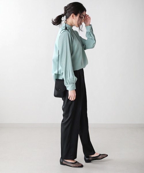 Bou Jeloud(ブージュルード)の「【WEB限定】センタータックテーパードパンツ(その他パンツ・レディース・ブラック/ピンク/ブルー/グリーン・38)」の15枚目の写真