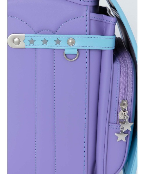 fafa（フェフェ）の「【早期特典付】2027年新入学ランドセル - ベビーブルーxラベンダー（クラリーノ / キューブ型）（ランドセル・キッズ・ブルー系その他・FREE）」の5枚目の写真