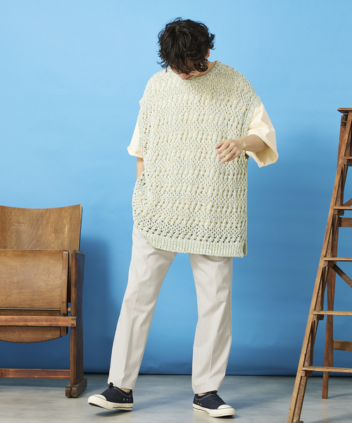 JOURNAL STANDARD relume(ジャーナルスタンダード レリューム)の「テープヤーンダイ ニットベスト(ベスト・メンズ・キナリ/グリーン/ライトブルー・MEDIUM/LARGE)」の9枚目の写真