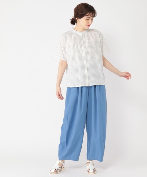 studio CLIP（スタディオクリップ）の「シングルガーゼ襟フリルスリーブブラウス[プラスサイズあり]（Tシャツ/カットソー・レディース・グリーン/ブラック/オフホワイト/アイボリー/ライトブルー/ベージュ/ライトグレー/ラベンダー/ライトグリーン・XXX-LARGE/XX-LARGE/MEDIUM/LARGE/X-LARGE）」の16枚目の写真