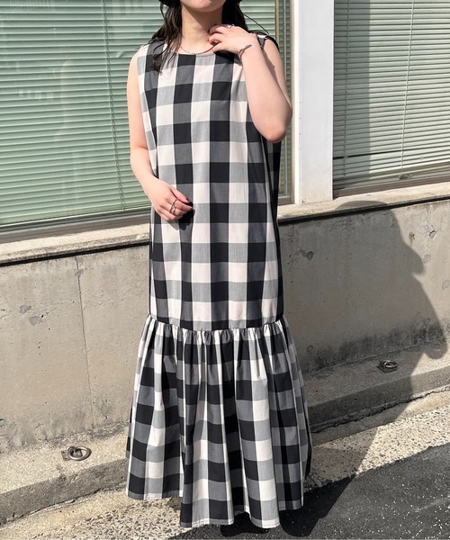 prose verse（プロズヴェール）の「《WEB限定》バックリボンブロックチェックワンピース（ワンピース・レディース・ブラック・MEDIUM）」の3枚目の写真