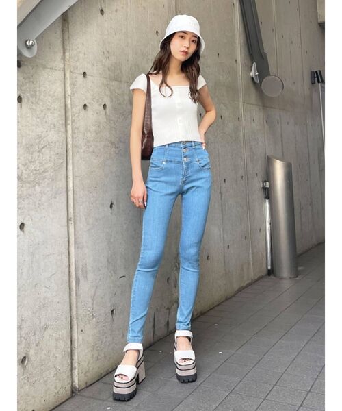 EMODA（エモダ）の「タンクバルキーサンダル（サンダル・レディース・ホワイト/ブラック/グレー・SMALL/MEDIUM/LARGE）」の5枚目の写真