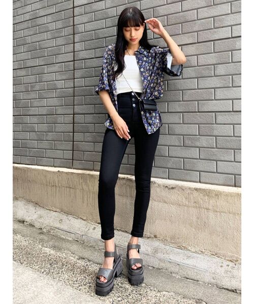 EMODA（エモダ）の「タンクバルキーサンダル（サンダル・レディース・ホワイト/ブラック/グレー・SMALL/MEDIUM/LARGE）」の20枚目の写真