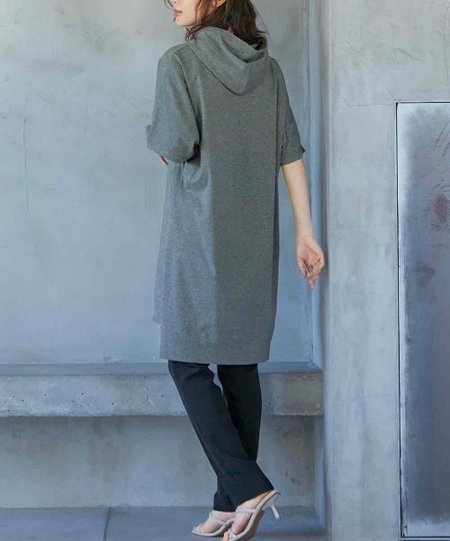 RANAN(ラナン)の「フード付チュニック(Tシャツ/カットソー・レディース・チャコール/ターコイズブルー/ホワイト・L/M/LL)」の7枚目の写真
