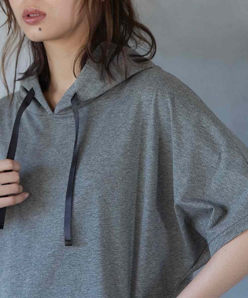 RANAN(ラナン)の「フード付チュニック(Tシャツ/カットソー・レディース・チャコール/ターコイズブルー/ホワイト・L/M/LL)」の10枚目の写真