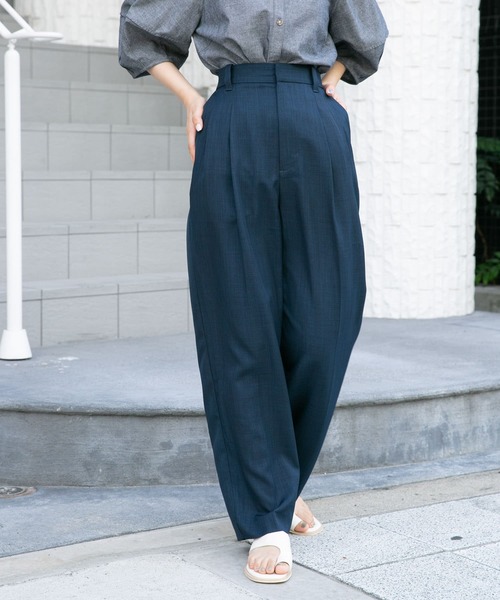 KBF（ケイビーエフ）の「センタープレスWIDEスラックス（スラックス・レディース・ブルー/ピンク/ネイビー/イエロー・ONE）」の2枚目の写真