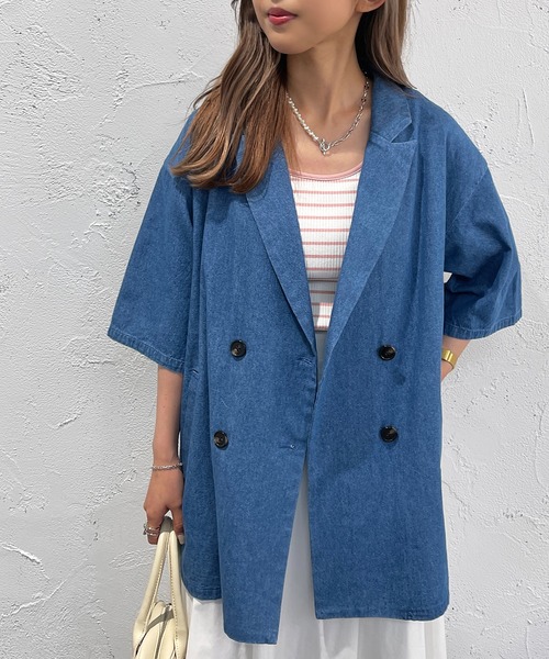 apres jour mignon(アプレジュールミニョン)の「デニムシャツジャケット【ZOZOTOWN限定アイテム】(テーラードジャケット・レディース・ダークブルー/ブルー・X-LARGE/フリー)」の4枚目の写真