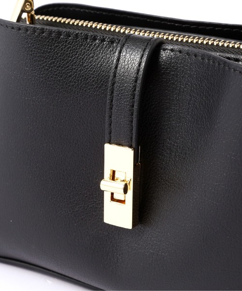 NATURAL BEAUTY BASIC(ナチュラルビューティーベーシック)の「ライトウォレットショルダー(ショルダーバッグ・レディース・ブラック/ベージュ/マジェンタ/ダークブルー・フリ-)」の7枚目の写真