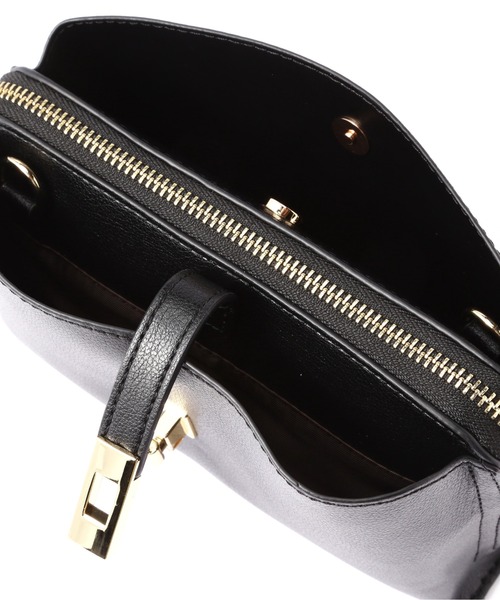 NATURAL BEAUTY BASIC(ナチュラルビューティーベーシック)の「ライトウォレットショルダー(ショルダーバッグ・レディース・ブラック/ベージュ/マジェンタ/ダークブルー・フリ-)」の12枚目の写真