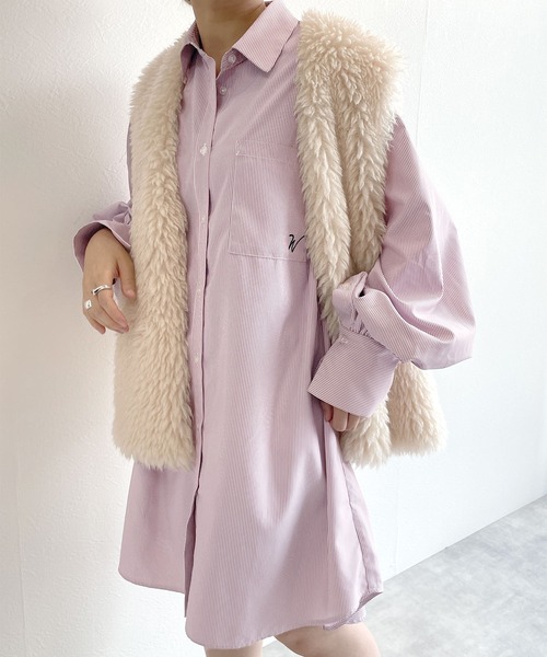 w closet（ダブルクローゼット）の「刺繍入りオープンスリーブシャツ（シャツ/ブラウス・レディース・ブラウン/サックスブルー/ブラック×ホワイト/オフホワイト・FREE）」の3枚目の写真