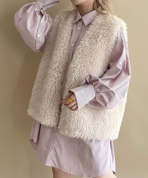 w closet（ダブルクローゼット）の「刺繍入りオープンスリーブシャツ（シャツ/ブラウス・レディース・ブラウン/サックスブルー/ブラック×ホワイト/オフホワイト・FREE）」の10枚目の写真