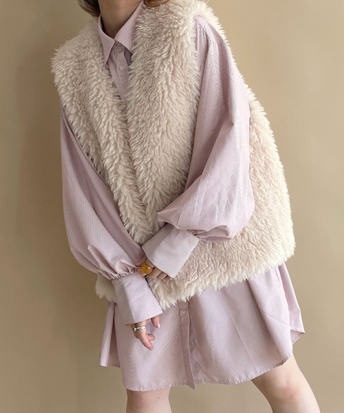 w closet（ダブルクローゼット）の「刺繍入りオープンスリーブシャツ（シャツ/ブラウス・レディース・ブラウン/サックスブルー/ブラック×ホワイト/オフホワイト・FREE）」の14枚目の写真