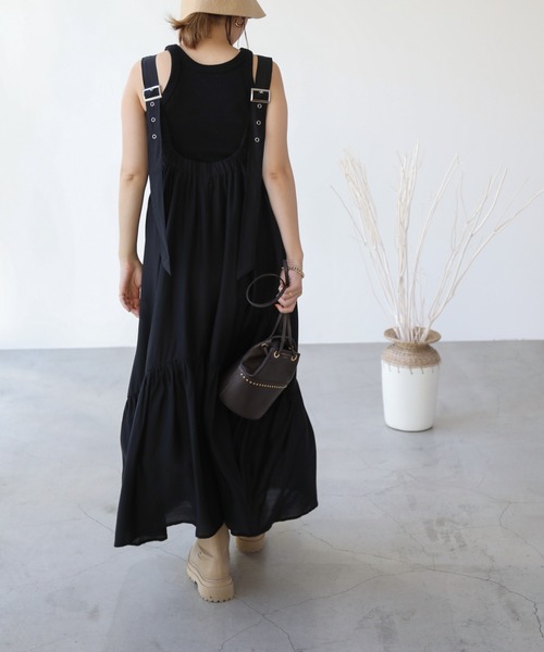 frames RAY CASSIN（フレームスレイカズン）の「WEB限定 バックオープンティアードジャンスカ（ジャンパースカート・レディース・ブラック/ブラウン/グリーン・FREE）」の6枚目の写真