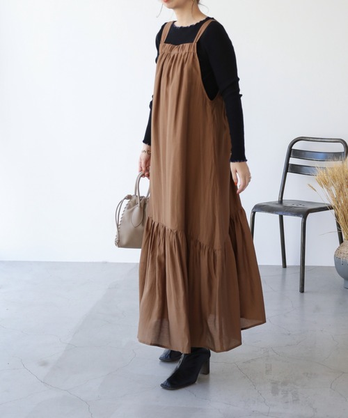 frames RAY CASSIN（フレームスレイカズン）の「WEB限定 バックオープンティアードジャンスカ（ジャンパースカート・レディース・ブラック/ブラウン/グリーン・FREE）」の16枚目の写真