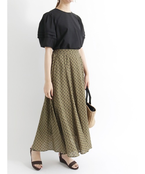 Te chichi(テチチ)の「ランタンタックスリーブブラウス(シャツ/ブラウス・レディース・ブラック/カーキ/ベージュ・フリ-)」の4枚目の写真