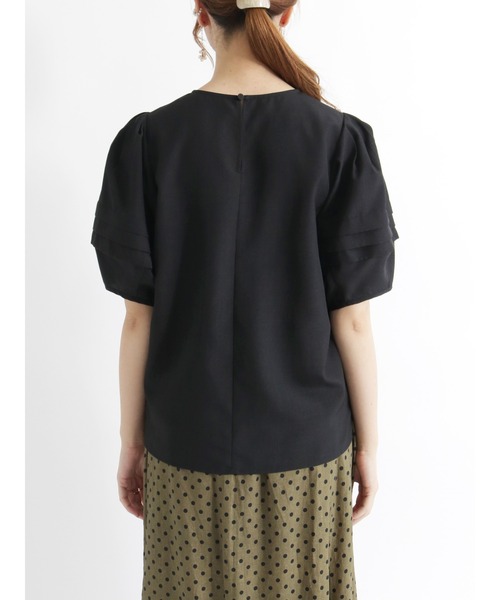 Te chichi(テチチ)の「ランタンタックスリーブブラウス(シャツ/ブラウス・レディース・ブラック/カーキ/ベージュ・フリ-)」の8枚目の写真