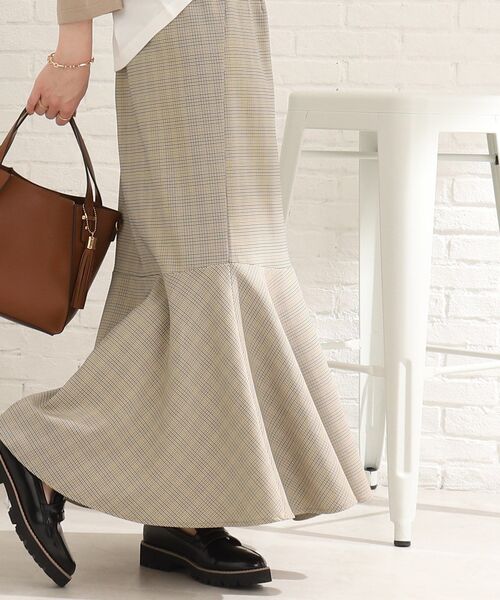 Cutie Blonde（キューティーブロンド）の「◆【セットアップ可能】ウエスト後ろゴムで楽ちん マーメイドスカート（スカート・レディース・ブラック/ブラウン系2/ベージュ系1・00）」の3枚目の写真