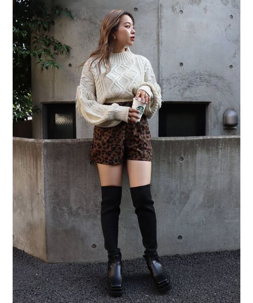 EVRIS（エヴリス）の「フリンジスリーブケーブルショートニット（ニット/セーター・レディース・ブラック/レッド/アイボリー/マスタード・FREE）」の19枚目の写真