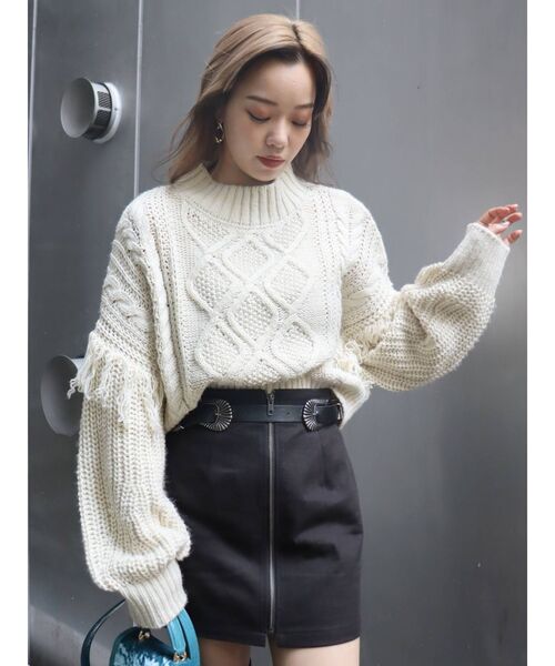 EVRIS（エヴリス）の「フリンジスリーブケーブルショートニット（ニット/セーター・レディース・ブラック/レッド/アイボリー/マスタード・FREE）」の10枚目の写真