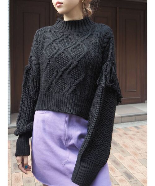 EVRIS（エヴリス）の「フリンジスリーブケーブルショートニット（ニット/セーター・レディース・ブラック/レッド/アイボリー/マスタード・FREE）」の11枚目の写真