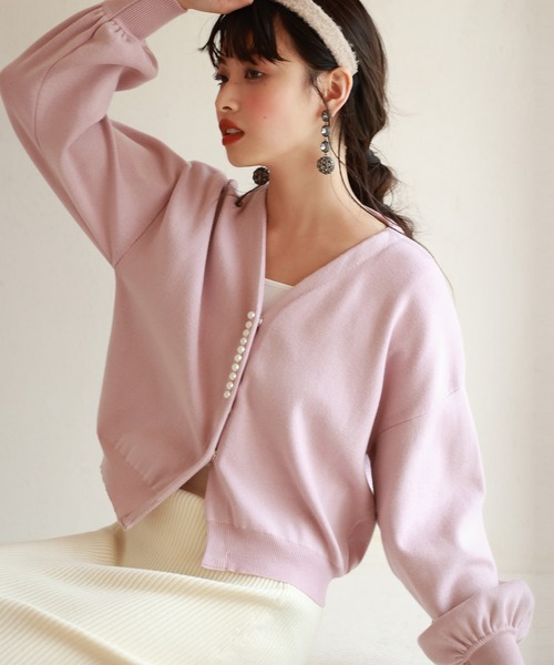 SAISON DE PAPILLON（セゾンドパピヨン）の「パールビジュー付きボリュームスリーブニットカーディガン（カーディガン/ボレロ・レディース・ブラウン/グレー/ピンク/ブラック/グリーン/ベージュ/ブルー/アイボリー・M/L）」の8枚目の写真