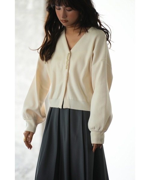 SAISON DE PAPILLON（セゾンドパピヨン）の「パールビジュー付きボリュームスリーブニットカーディガン（カーディガン/ボレロ・レディース・ブラウン/グレー/ピンク/ブラック/グリーン/ベージュ/ブルー/アイボリー・M/L）」の19枚目の写真