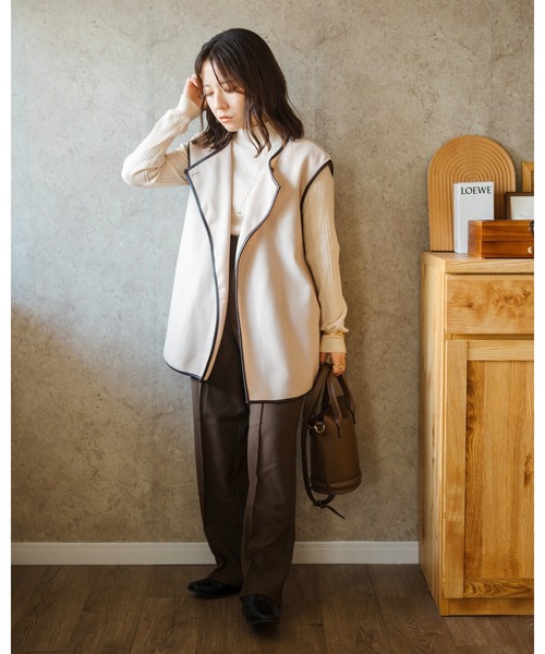 Amourire（アムリール）の「パイピングジレベスト（ベスト・レディース・モカ/アイボリー・M/L）」の5枚目の写真