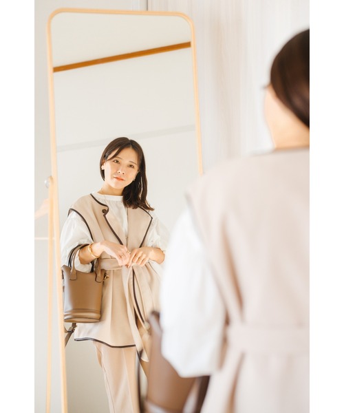 Amourire（アムリール）の「パイピングジレベスト（ベスト・レディース・モカ/アイボリー・M/L）」の8枚目の写真